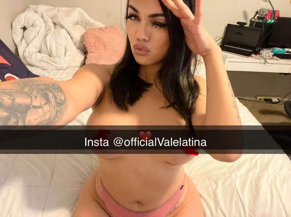 valelatinafree OnlyFans showing united states