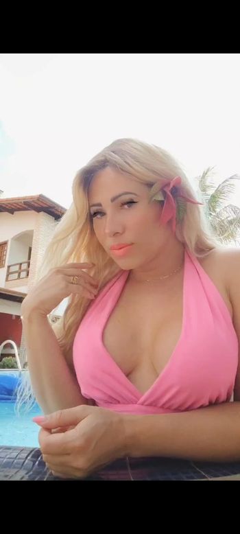 nude valentinadelamary showing latina selfie