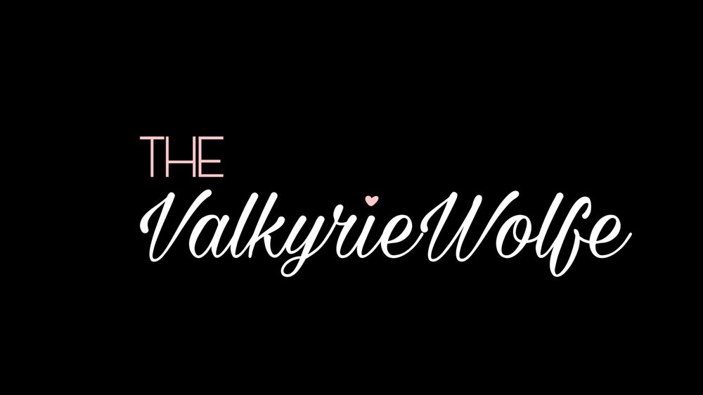 valkyriewolfe OnlyFans doing latina