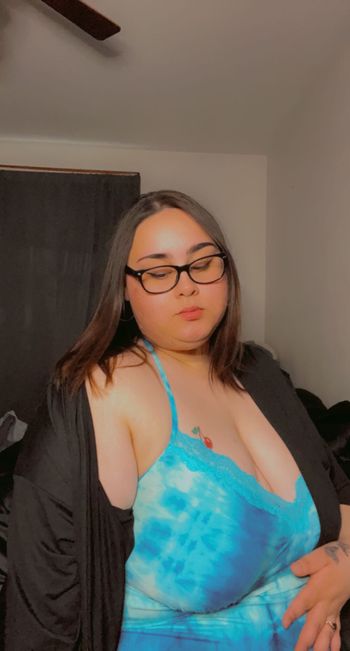 nude verytinasxo posting bbw selfie