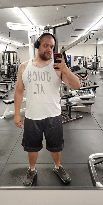 nude viking_bear doing gay selfie