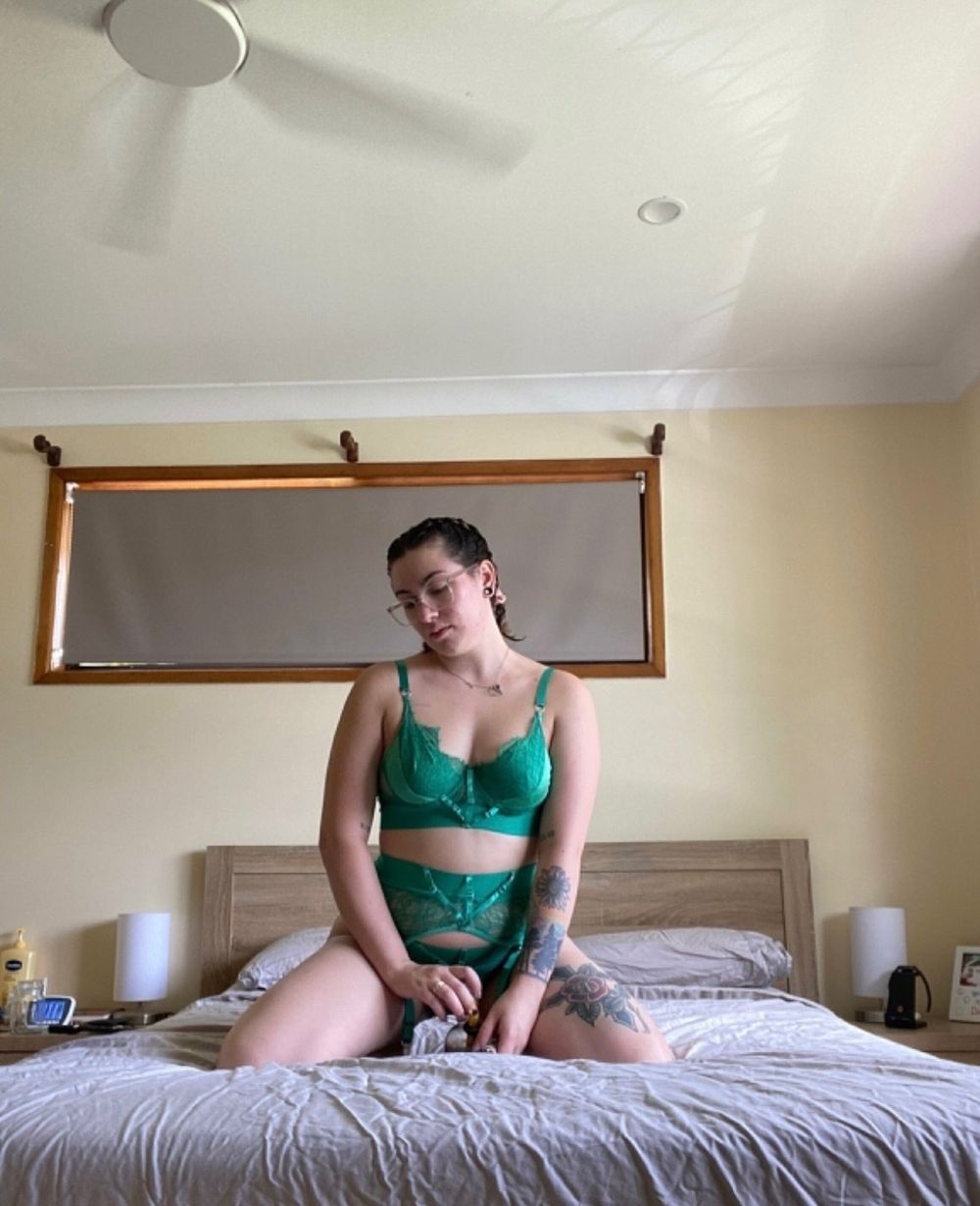 violetmay_1357 OnlyFans posting united states