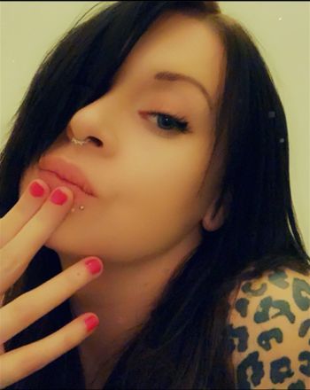 nude x_miss_misery_x leaking dick rating selfie