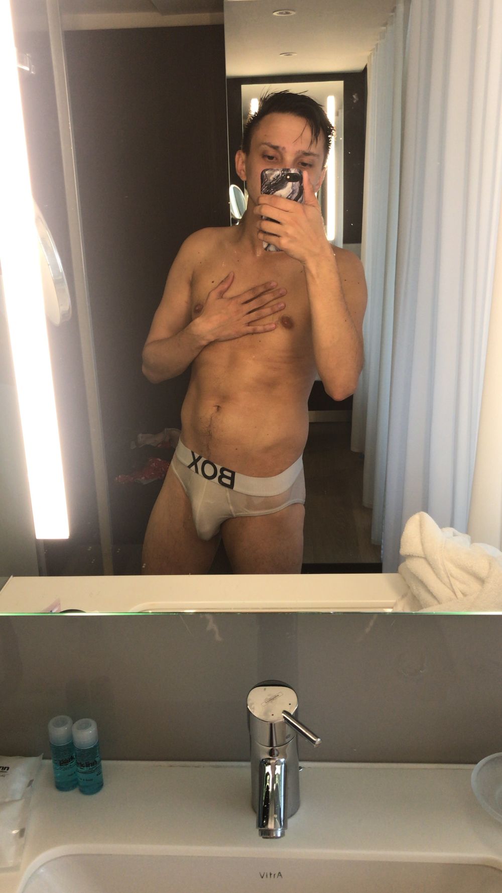 x_xander_xxx OnlyFans white