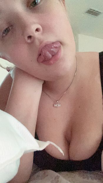 nude xbrookiefansx leaking teen selfie