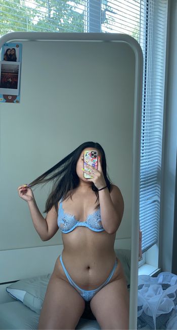 nude xogoddesskimi showing fitness selfie