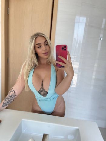 nude xxbeccamariefree leaking curves selfie