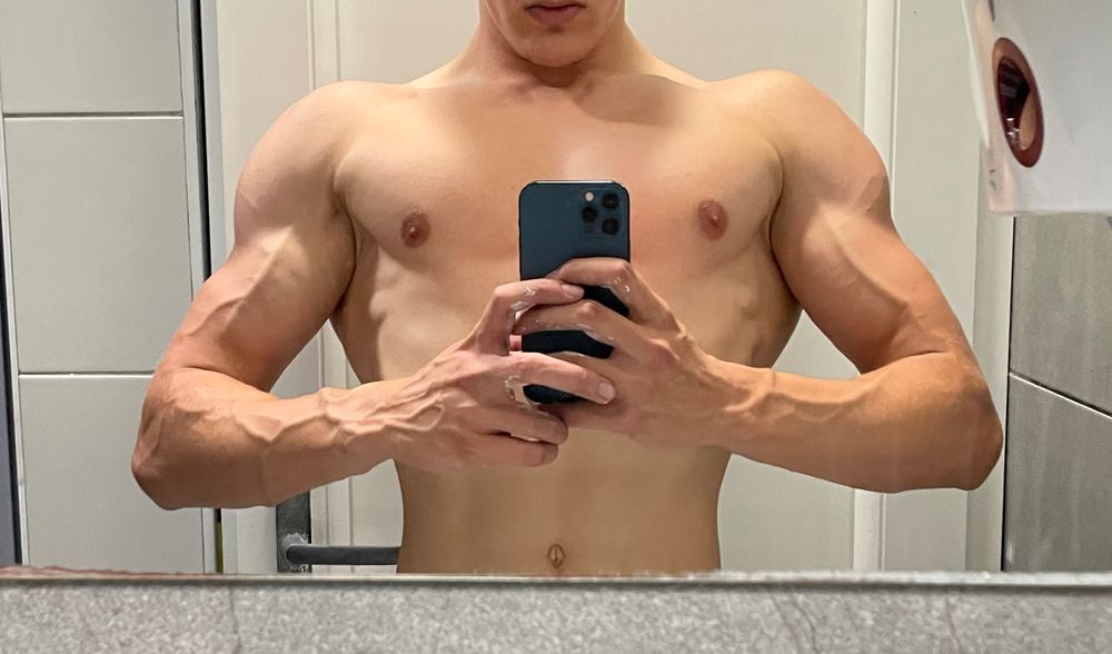 yngathlete OnlyFans recording fit