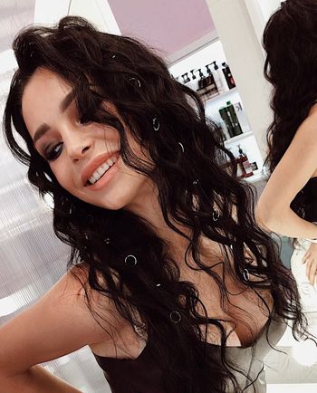 nude your_milamoore posting brunette