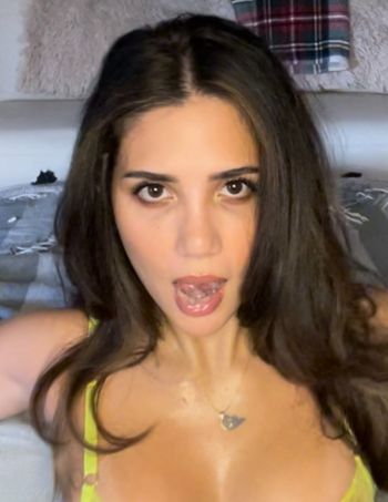 nude youraphroditexxx posting latina