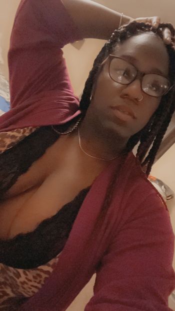 nude yourchocolate1 doing custom content selfie