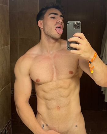 nude youricecreamboy posting streamer