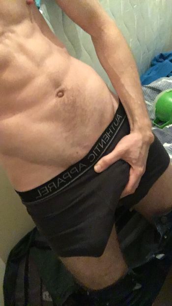 nude youririshdaddy posting streamer selfie