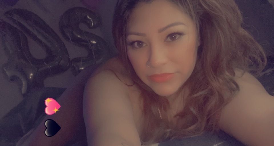 yourlatina_89 OnlyFans showing custom content