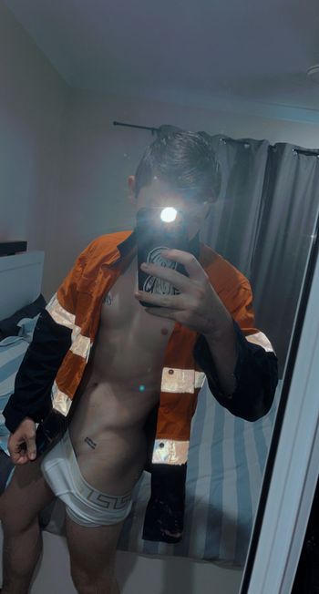 nude yumbro23 doing male