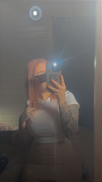 nude yxng_babyg03 doing custom content