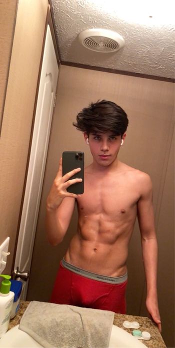 nude zackmoney recording teen selfie