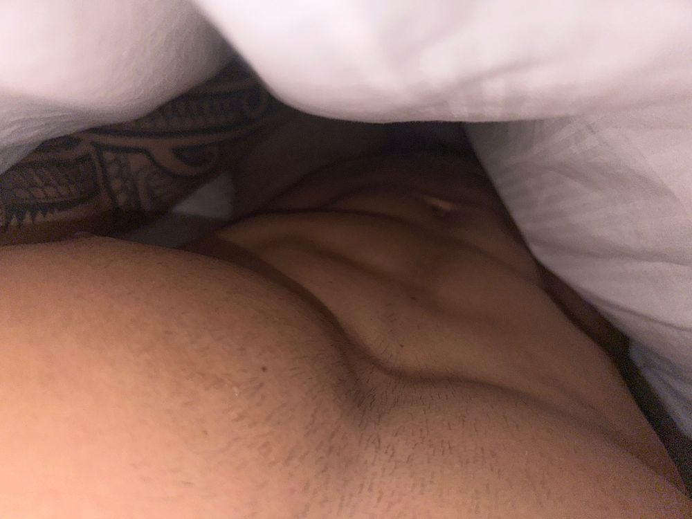 zaddy_g OnlyFans doing custom content