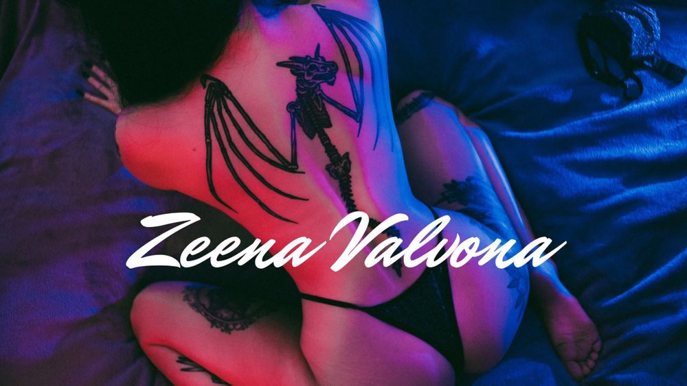 zeena_valvona OnlyFans doing teen